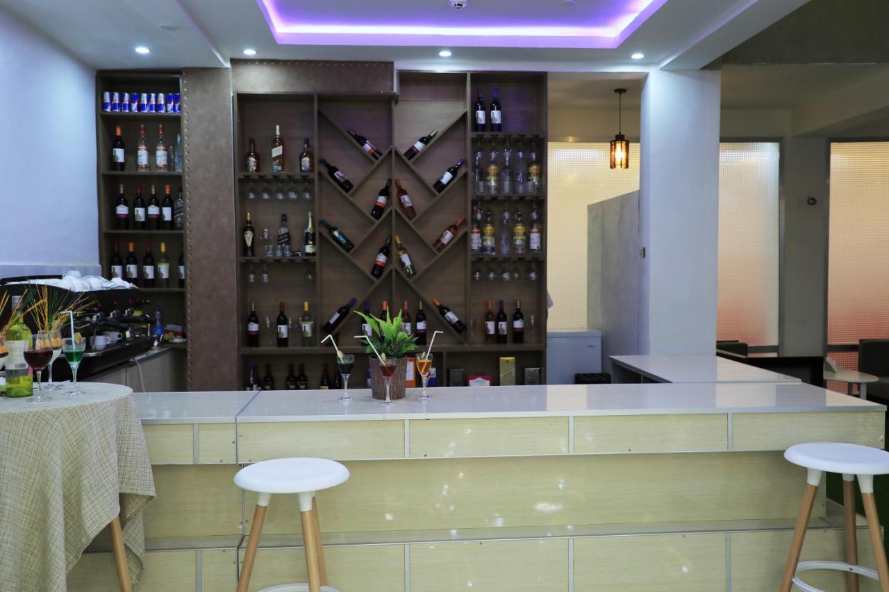 Riverland Hotel Bahir Dar Buitenkant foto