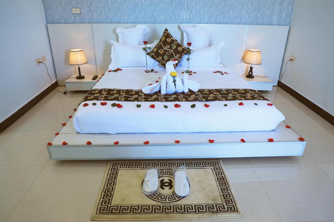 Riverland Hotel Bahir Dar Buitenkant foto