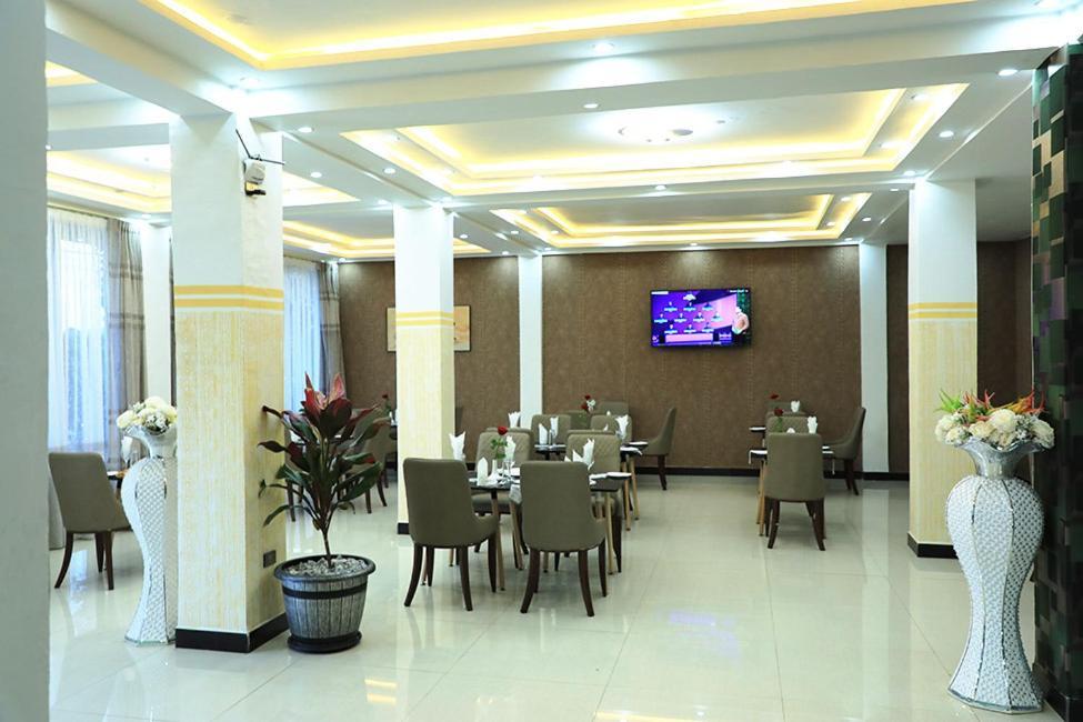 Riverland Hotel Bahir Dar Buitenkant foto